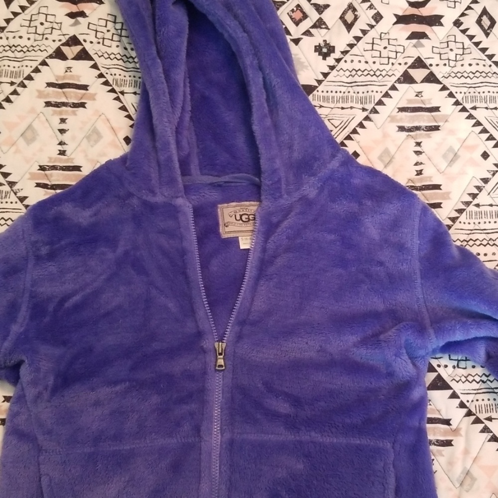 Girls UGG  brand fleece sweater